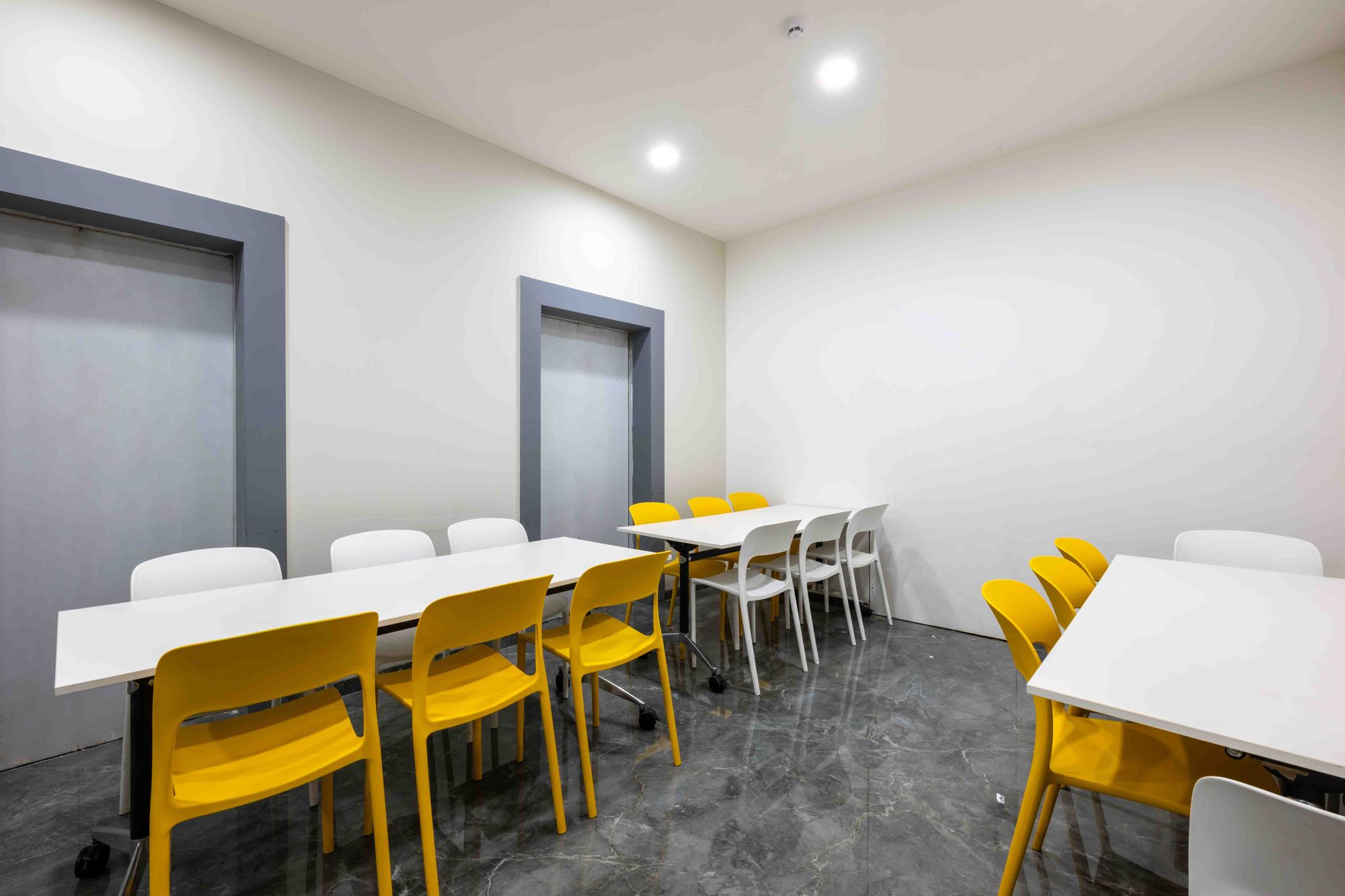 DTDC corporate office interior, Mumbai — photo 10